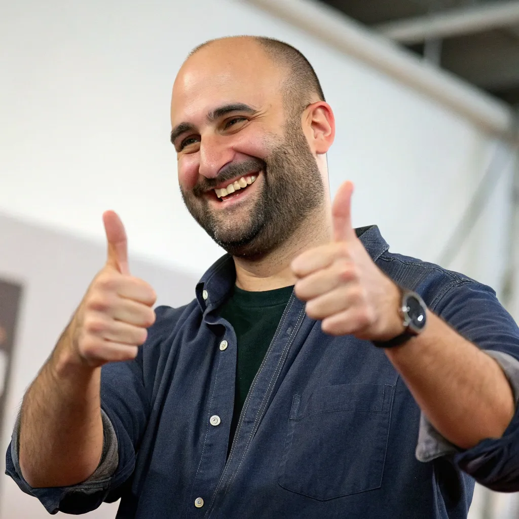 Picture of Michael Stevens holding his thumbs up